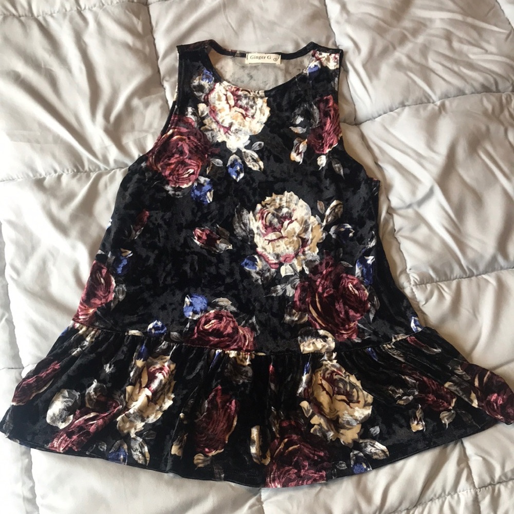 Velour sleeveless top!